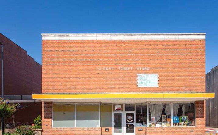 Pictures of Office property located at 118 S Scales St, Reidsville, NC 27320 for sales - image #1