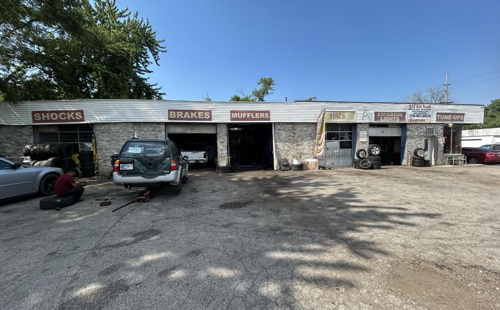 Pictures of Mixed Use, Retail property located at 2000 W Ridge Road, Gary, IN 46408 for sales - image #1