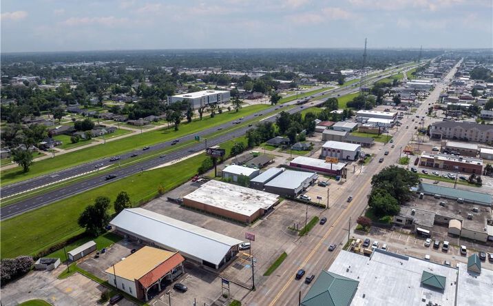 Pictures of Special Purpose property located at 720 E Prien Lake Road E, Lake Charles, LA 70601 for sales - image #1