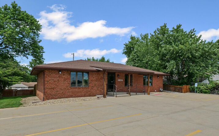 Pictures of Retail, Multifamily, Office, Mixed Use property located at 1806 E Empire St, Bloomington, IL 61704 for sales - image #1