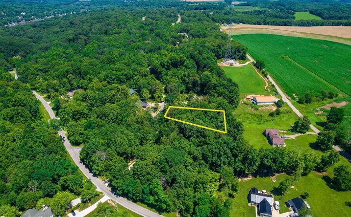 Pictures of Land property located at 0 Westmoreland Drive, Howard, OH 43028 for sales - image #1