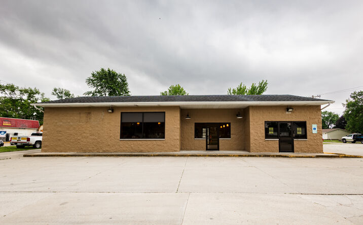 Pictures of Retail property located at 381 State H, Bethany, IL 61914 for sales - image #1