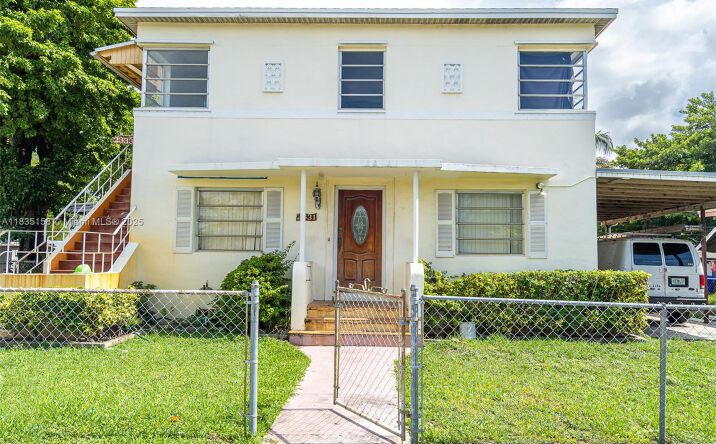 Pictures of Multifamily property located at 2331 NW 14th St, Miami, FL 33125 for sales - image #1