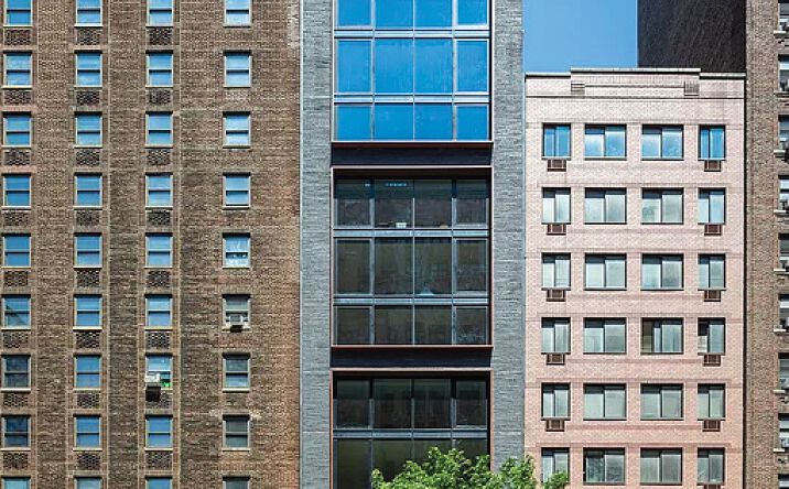 Pictures of Retail property located at 139 E 23rd St, New York, NY 10010 for sales - image #1