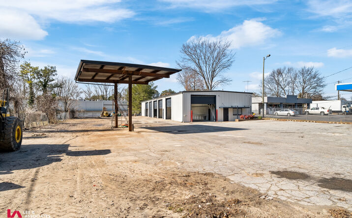 Pictures of Industrial property located at 5755 Old Dixie Hwy, Forest Park, GA 30297 for sales - image #1