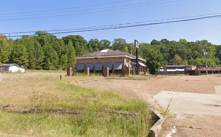 Pictures of Hospitality, Retail property located at 1660 Sunset Drive, Grenada, MS 38901 for sales - image #1