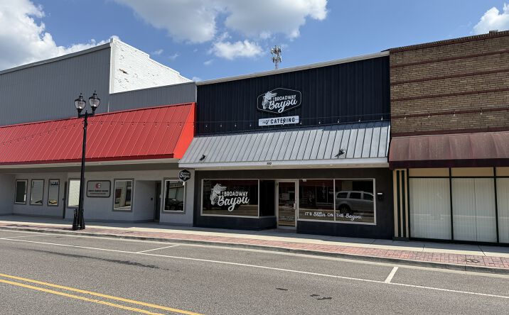 Pictures of Business for Sale property located at 160 W Broadway St, Sparta, IL 62286 for sales - image #1