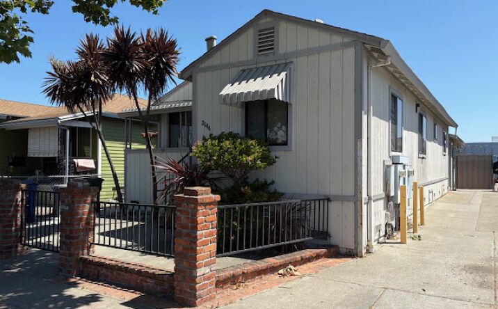 Pictures of Industrial property located at 2144 Alvarado St, San Leandro, CA 94577 for sales - image #1