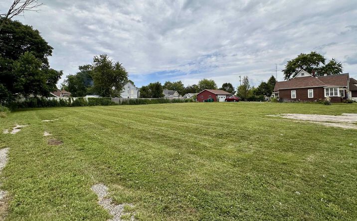 Pictures of Land property located at 153 & 175 N HENDERSON Street, Galesburg, IL 61401 for sales - image #1