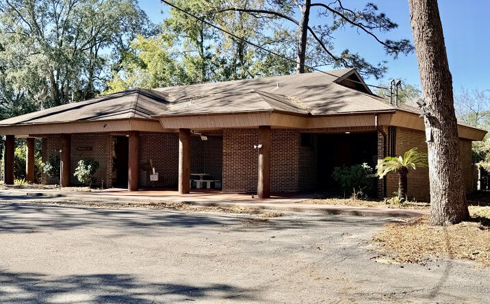 Pictures of Office property located at 1906 DEBARRY Avenue, Orange Park, FL 32073 for sales - image #1