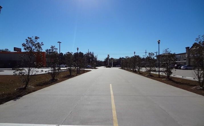 Pictures of Retail, Office property located at 1736 Gause Blvd, Slidell, LA 70461 for sales - image #1