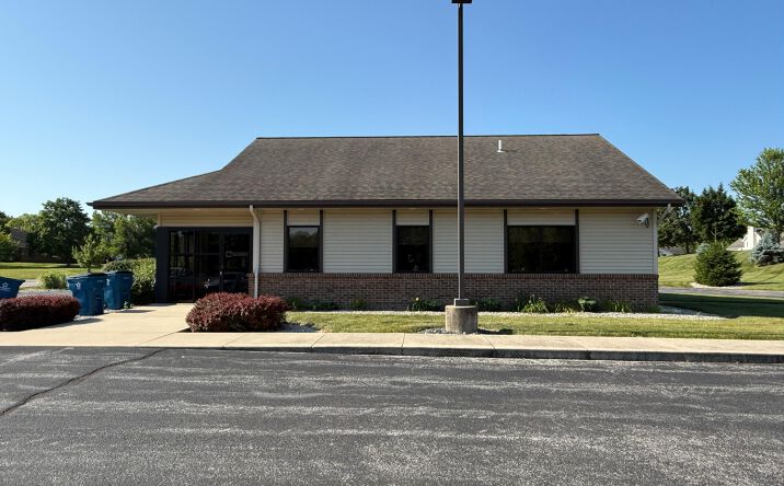 Pictures of Office property located at 14019 Pony Express Run, Leo-Cedarville, IN 46765 for sales - image #1