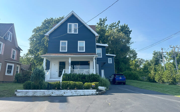 Pictures of Mixed Use, Office, Retail property located at 1029 Lancaster Ave, Berwyn, PA 19312 for sales - image #1