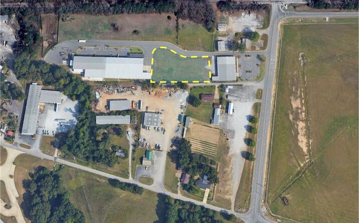 Pictures of Land property located at 600 64th Avenue, Northport, AL 35476 for sales - image #1