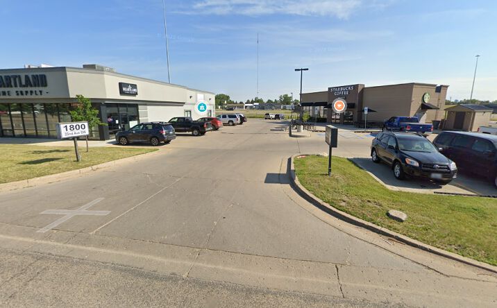 Pictures of Office, Retail property located at 1800 22nd Ave SW, Minot, ND 58701 for sales - image #1