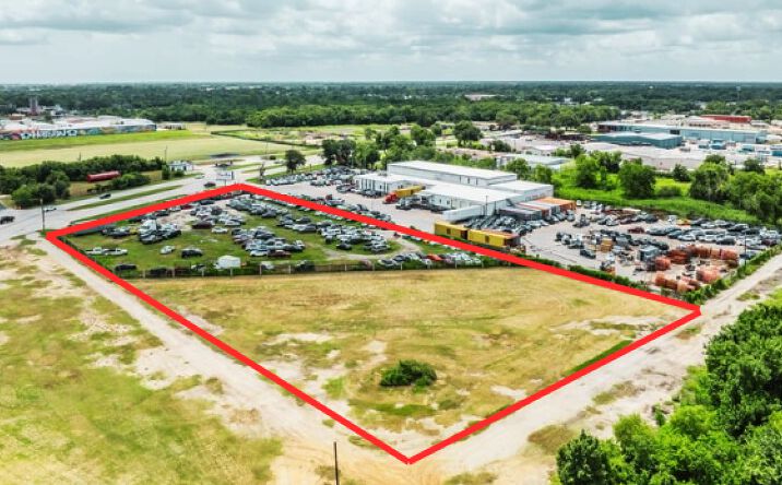 Pictures of Land property located at 9000 telephone rd, Houston, TX 77075 for sales - image #1