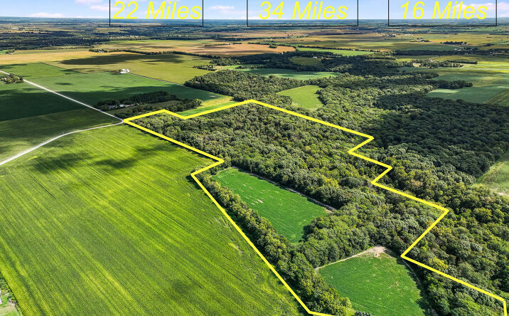 Pictures of Land property located at 0000 2650th Road, Sheridan, IL 60551 for sales - image #1