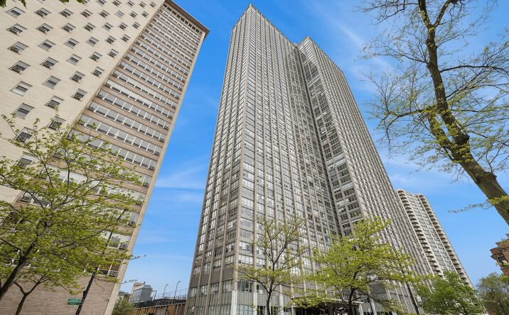 Pictures of Land property located at 655 W Irving Park Road V-60, Chicago, IL 60613 for sales - image #1