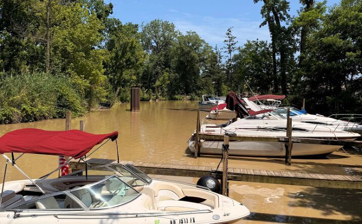 Pictures of Special Purpose property located at 143 & 150 East Island Drive, Eastlake, OH 44095 for sales - image #1
