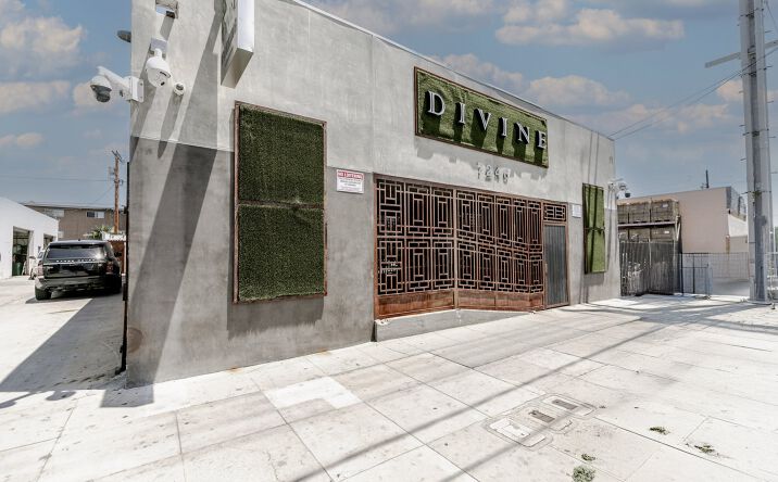 image of property at 7246 ETON AVE Canoga Park CA 91303-1505