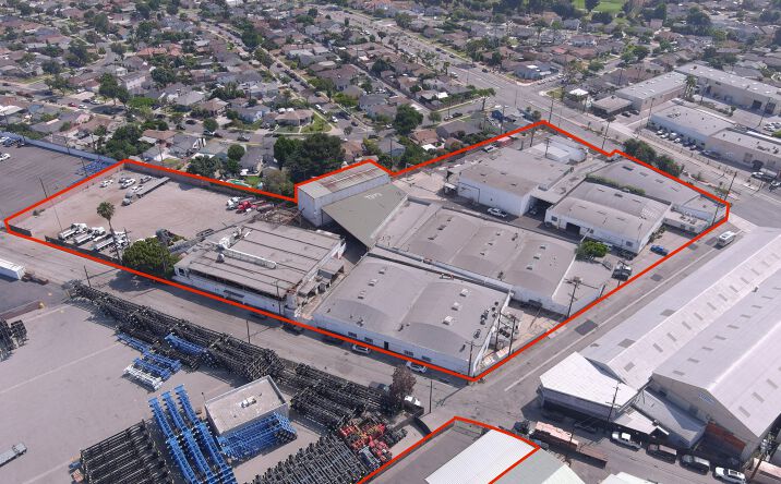 Pictures of Industrial property located at 10647 Garfield Ave, South Gate, CA 90280 for sales - image #1