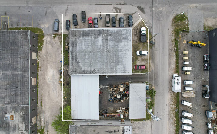 Pictures of Industrial property located at  for sales - image #1