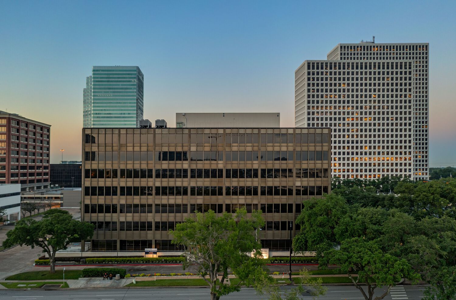 3411 Richmond Ave., Houston, TX 77046 | Crexi.com