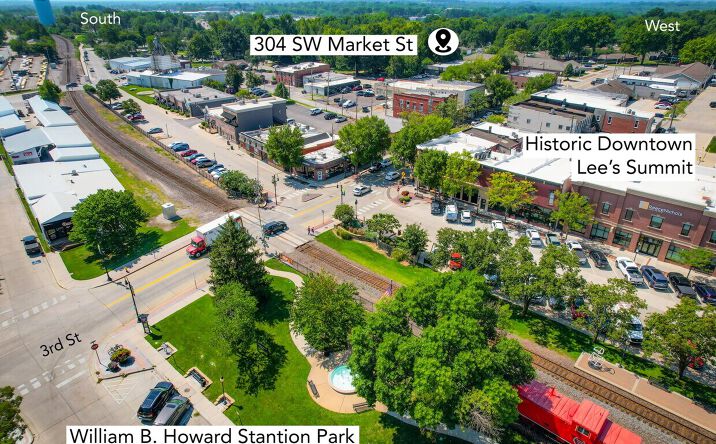 Pictures of Office, Retail property located at 304 SW Market St., Lees Summit, MO 64063 for sales - image #1