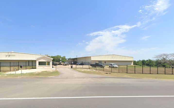 Pictures of Industrial property located at 4146 US-79, Rockdale, TX 76567 for sales - image #1