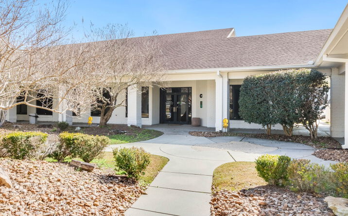 Pictures of Office property located at 3839 W Congress Street, Lafayette, LA 70506 for sales - image #1