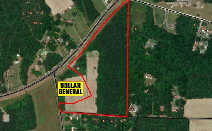 Pictures of Land property located at 2022 Greys Point Rd, Topping, VA 23169 for sales - image #1