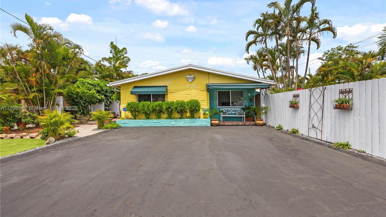 1535 NE 5th Ter Fort Lauderdale - Ff38cc35824a40c3938563dbc04affd3 1306x734 