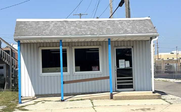 Pictures of Retail property located at 111 N High St, Warsaw, IN 46580 for sales - image #1