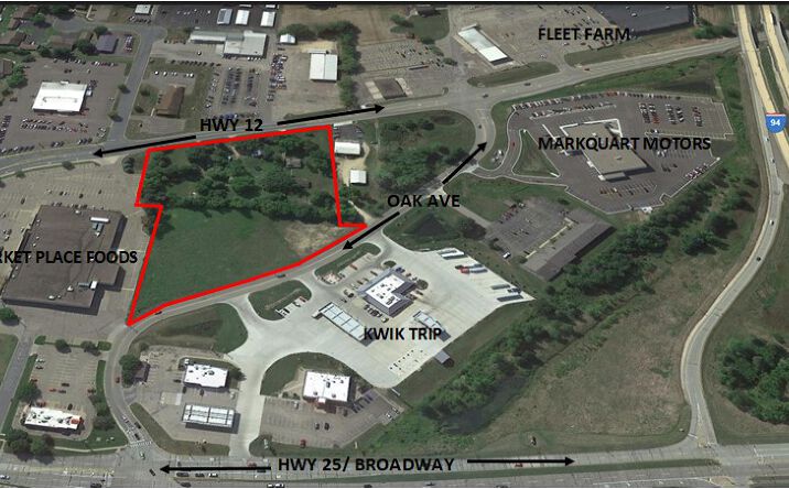 Pictures of Land property located at 328 Oak Ave WEst, Menomonie, WI 54751 for sales - image #1