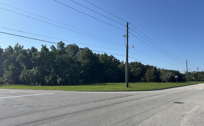 Pictures of Land property located at 1881 SE 30th Ave, Ocala, FL 34471 for sales - image #1