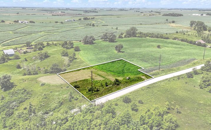 Pictures of Land property located at 32135 645th Avenue, Maxwell, IA 50161 for sales - image #1
