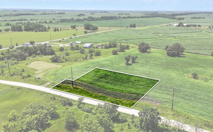 Pictures of Land property located at 32103 645th Avenue, Maxwell, IA 50161 for sales - image #1