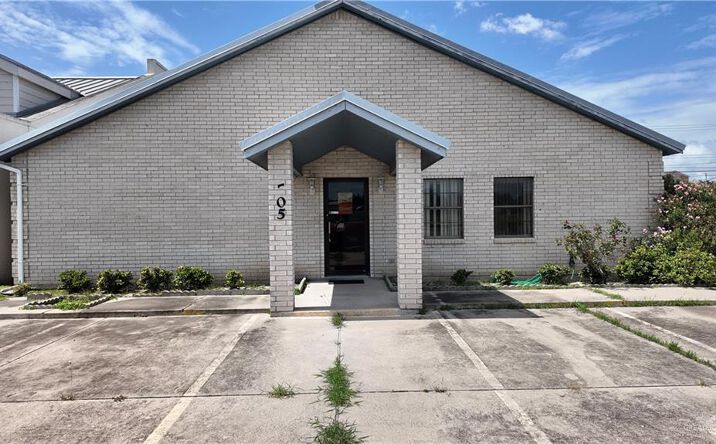 Pictures of Office property located at 705 E Tyler Street, Harlingen, TX 78550 for sales - image #1