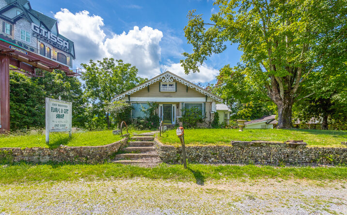 Pictures of Office property located at 9514 E Brainerd Road, Chattanooga, TN 37421 for sales - image #1
