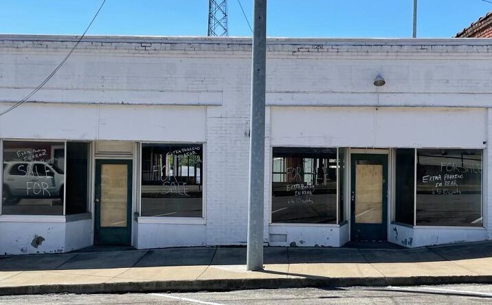 Pictures of Mixed Use property located at 22 Jefferson Street, Brownsville, TN 38012 for sales - image #1