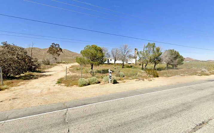 Pictures of Retail, Land property located at 7805 W Rosamond Blvd, Rosamond, CA 93560 for sales - image #1