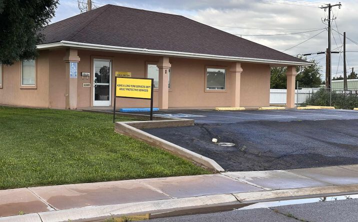 Pictures of Mixed Use, Office property located at 1 Sunset Plaza Court, Roswell, NM 88201 for sales - image #1