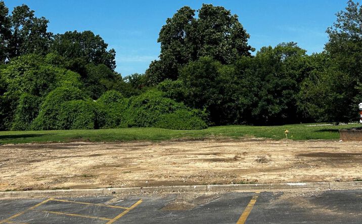 Pictures of Land property located at 5332 S Memorial Dr, Tulsa, OK 74145 for sales - image #1