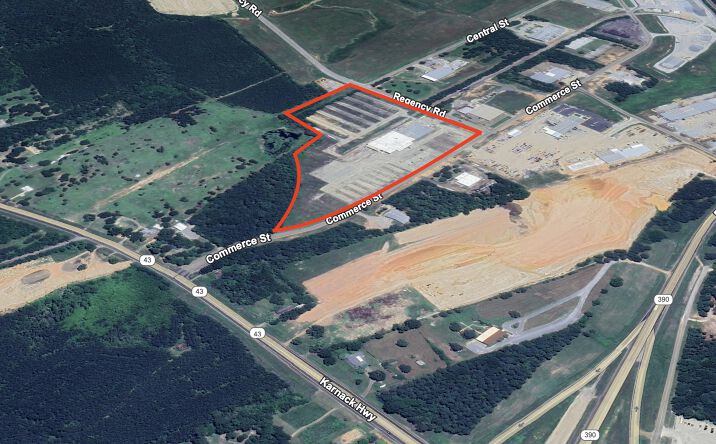Pictures of Industrial property located at 1600 Commerce St, Marshall, TX 75672 for sales - image #1