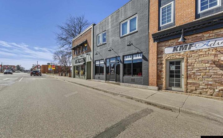 Pictures of Mixed Use, Office, Land property located at 106 N Main Street, Le Sueur, MN 56058 for sales - image #1