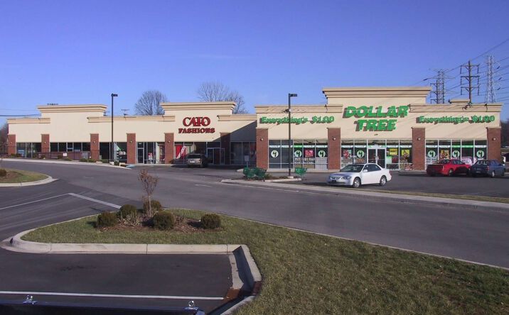 Pictures of Retail property located at 1929 McDonald Ln, New Albany, IN 47150 for sales - image #1