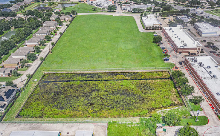 Pictures of Land property located at 9631 Broadway St, Pearland, TX 77584 for sales - image #1