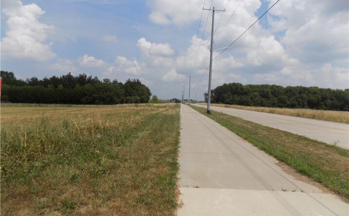 Pictures of Land property located at 59 Hwy & Kingman Road, Ottawa, KS 66067 for sales - image #1