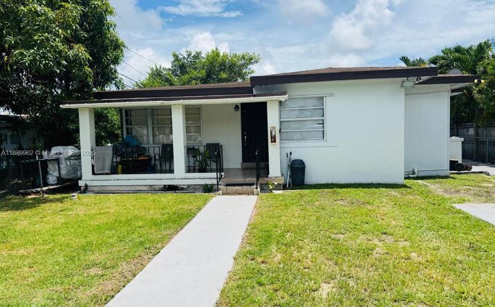 Pictures of Multifamily property located at 7230 NW 3rd St, Miami, FL 33126 for sales - image #1
