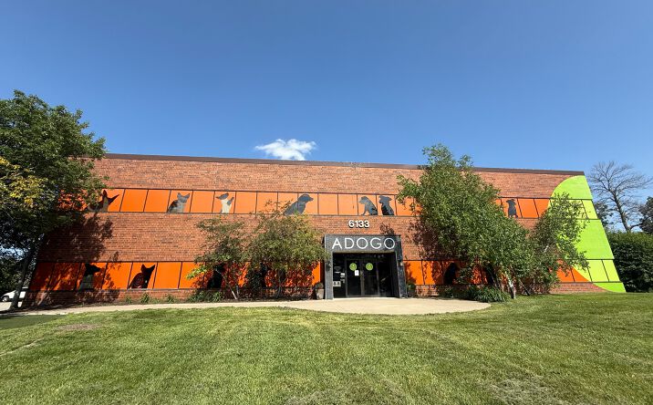 Pictures of Retail property located at 6133 Baker Rd, Minnetonka, MN 55345 for sales - image #1